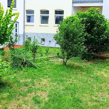 Room In City Center Halle With Shared Bathroom & Kitchen - Free Wifi, Netflix, Ipad & Ground Floor Εξωτερικό φωτογραφία