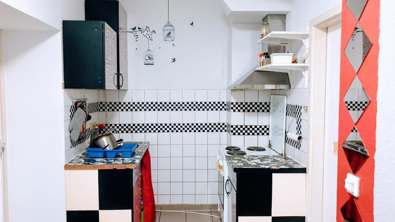 Room In City Center Halle With Shared Bathroom & Kitchen - Free Wifi, Netflix, Ipad & Ground Floor Εξωτερικό φωτογραφία